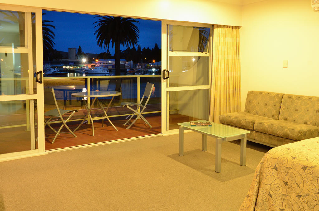 Senator Motor Inn Gisborne Room photo